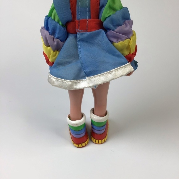 Vintage 1983 Hallmark Rainbow Bright Doll. - Picture 7 of 9